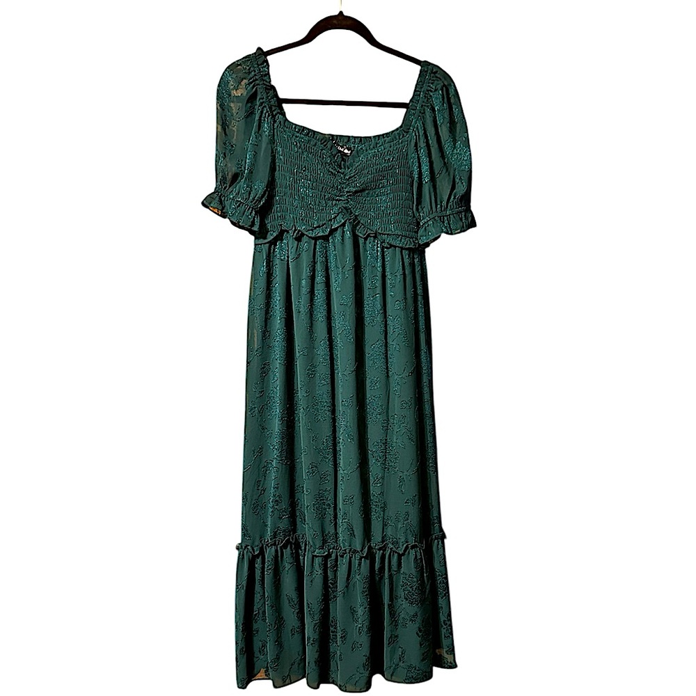 Midnight Doll Short Sleeve Sweetheart V-Neck Ruffle Hem Midi Dresss